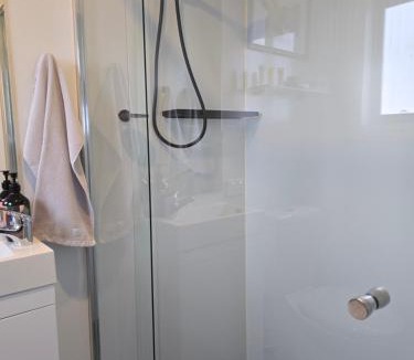Shannons Flat Bed & Breakfast | Serenus hill