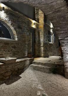 Naxos Apartment | Servena's Damarionas Village