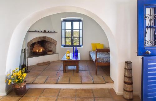 Perlegianika House | Sfendoni House