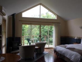 North Tamborine Cabin | Shambala Eco Retreat
