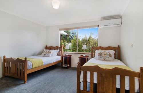 Kangaroo Gully Bed & Breakfast | Shambhala Guesthouse