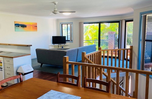 Rainbow Beach House | Sharon Lee 1 - Rainbow Beach