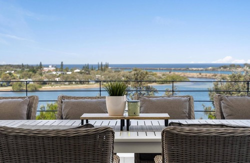 East Ballina House | Shawhaven - Luxurious Family Home