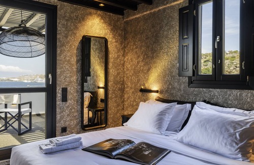 Mykonos Town Hotel | She Mykonos Boutique Hotel