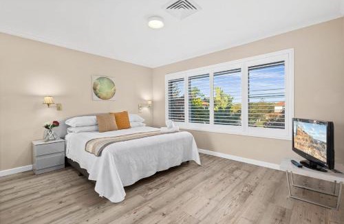 Korora Apartment | Shearwater Place