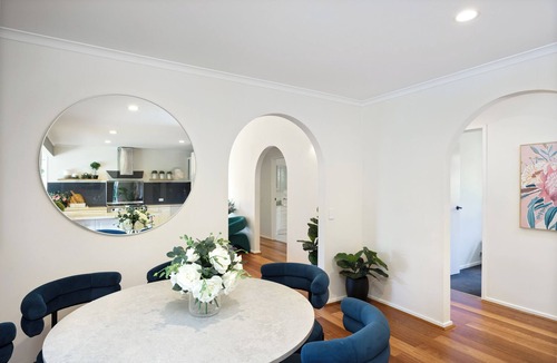 Carrum Downs House | SHINE Carrum Down Spacious Family Oasis With Heated Pool