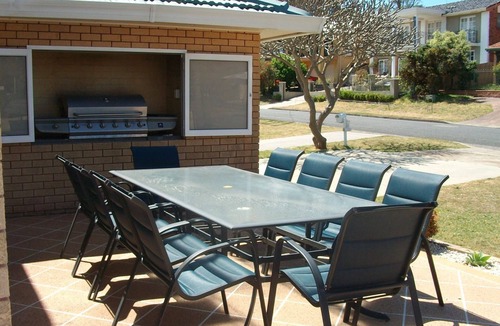 Shoal Bay House | Shoal Bay holiday house