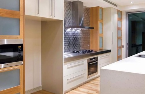 Noosaville House | Shorehaven Drive 177 - Designer waterfront home