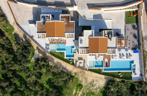 Rethymno Villa | Short Walk to the Beach, 2 Pools for Groups & Families