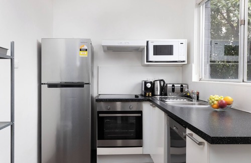 Sale Hotel | Siesta Central Apartments
