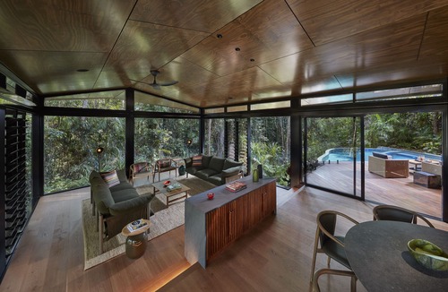 Finlayvale Cabin | Silky Oaks Lodge