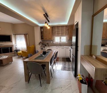 Asimi House | Silver House