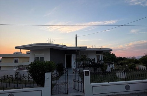 Theologos Apartment | Silver View House