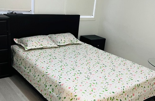 Macquarie Links House | Single Bedroom With Attached Private Bathroom at Macquarie Links
