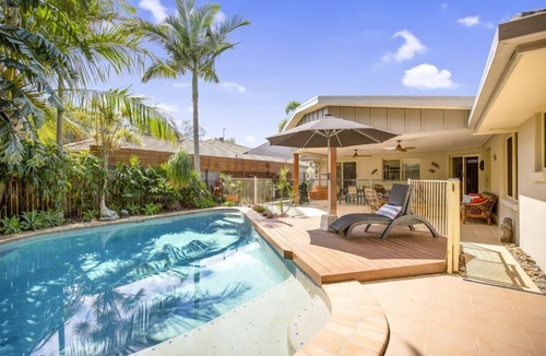 Mount Coolum House | Single level home with pool. Pets considered.