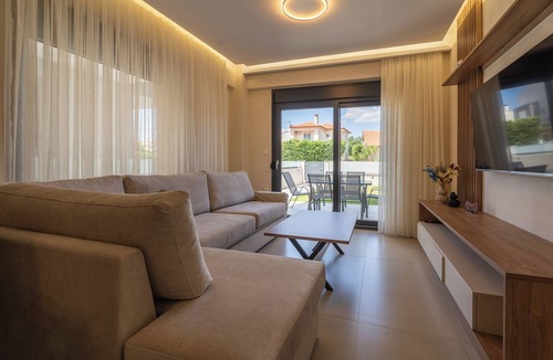 Nikita House | SithoniaRS Avina Luxury Maisonette