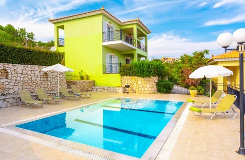 Skala Villa | Skala Villa Green: Large Private Pool, Walk to Beach, Sea Views, A/C, WiFi