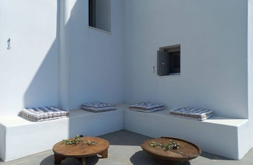 Skyros Town House | Skyros BnB, ANNA House in Brooke