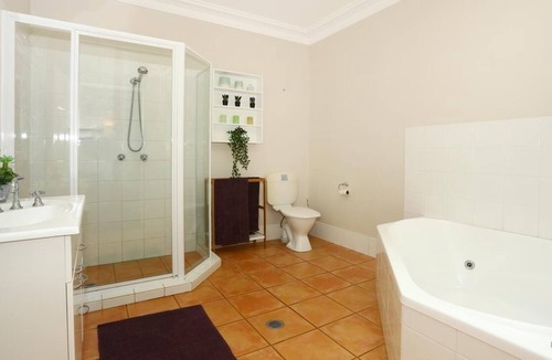 Eagle Heights House | Sleeps 14 & has 4 bathrooms, pool table, pizza oven, spa pool, wood heater