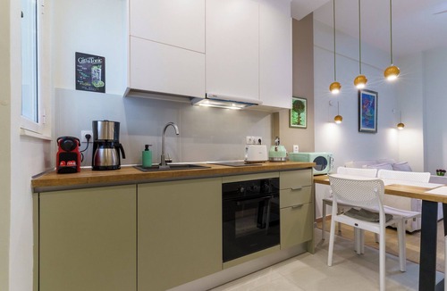 Petralona Apartment | Smile in the Center of Athens (breakfast optional)