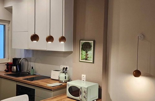 Petralona Apartment | Smile in the Center of Athens (breakfast optional)