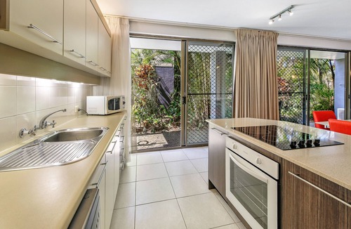 Korora Apartment | Smugglers On The Beach 2 Bedroom Apartment