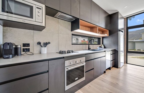 Crackenback Apartment | Snohus 1 at Crackenback - perfect for small family or couple