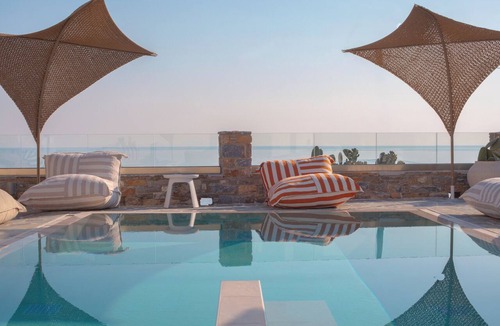 Evdilos Apartment | Sofrano Luxury Apartments