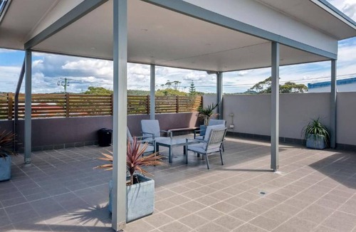 Fingal Bay Apartment | Solaris – beach and ocean views