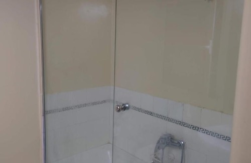 Athens City Centre House | Solonos Budget Room