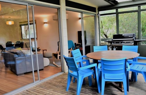 Silverleaves House | Solwara Beach House