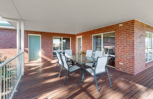 Bonnie Doon House | Someplace Else - Snow Time!
