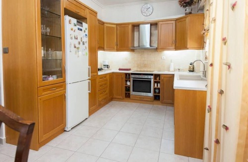 Petroupoli Apartment | Sophisticated 2-Bedroom Retreat in Petroupoli
