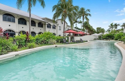 Palm Cove Apartment | Spacious 1 Bedroom Mango Resort Apartment Palm Cove