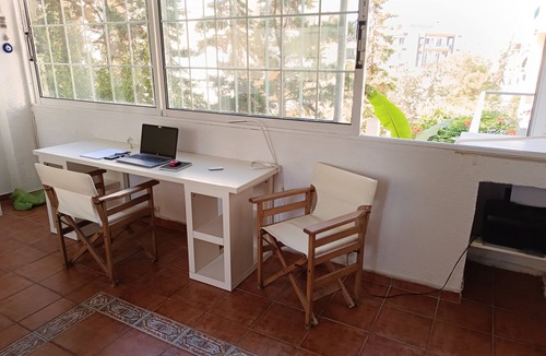 Glyfada Apartment | Spacious 3-bedroom apartment with AC, WiFi in charming Glifada