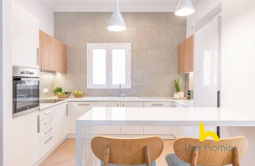 Vyronas Apartment | Spacious 3BR Retreat w/2 Baths + Fast Wi-Fi