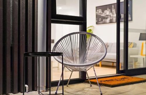 Burwood Apartment | Spacious and Modern 2BR in Prime Location Burwood