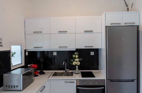 Mykonos Town Apartment | Spacious Apartment in Little Venice Mykonos by MPS