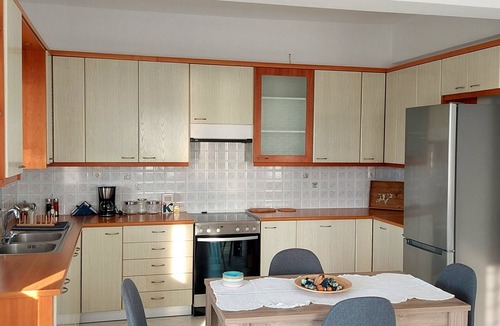 Paros Apartment | Spacious apartment with sea view