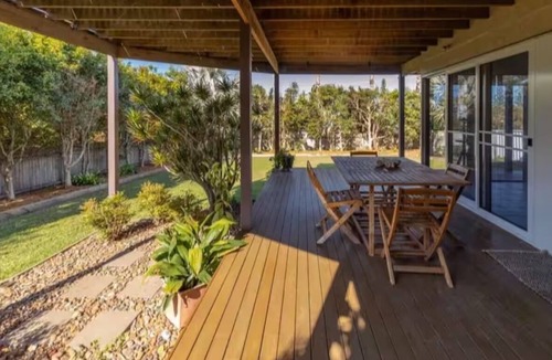 Diamond Beach House | Spacious beach house with ocean views-just steps to the beach