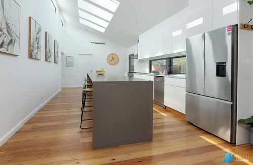 Moruya Heads House | SPACIOUS COASTAL RETREAT an easy walk to river or beach