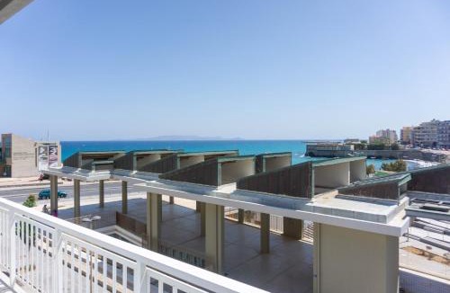 Heraklion Apartment | Spacious cozy seaview apartment in Heraklion