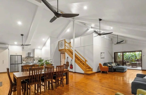 Cable Beach House | Spacious family friendly oasis-walk to Cable Beach