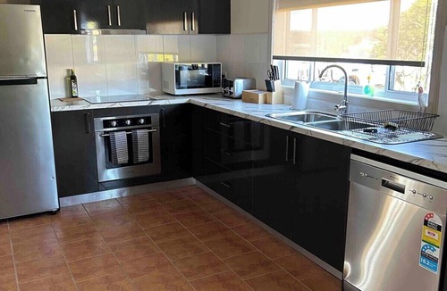 Coonabarabran House | Spacious House in the Town