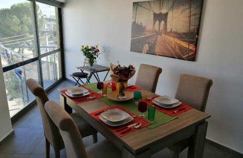 Paiania Apartment | Spacious & Modern Studio Apartment Near the Airport
