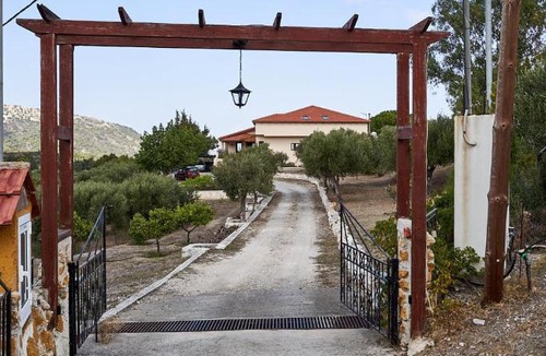 Filerimos Apartment | Spacious Mountain Villa
