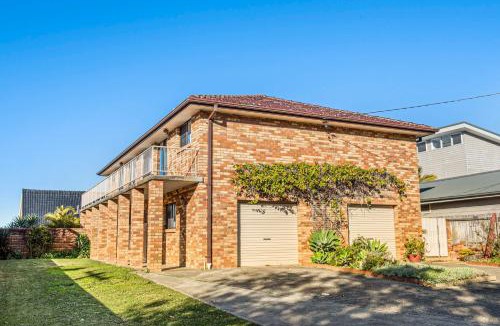 Noraville House | Spacious Ocean View Home in Noraville