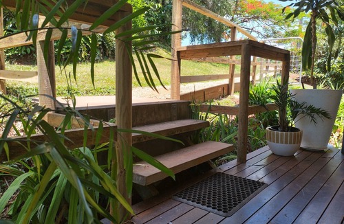 Carmoo Apartment | Spacious studio apartment, views over Hull river to South Mission and Dunk Is.