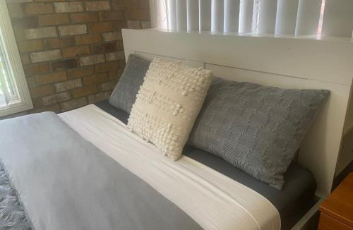 Rochedale South Apartment | Spacious studio unit