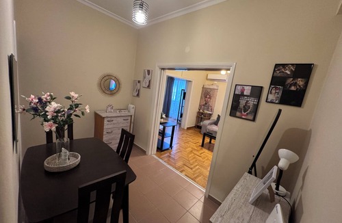 Zografos Apartment | Spacious sunny apartment